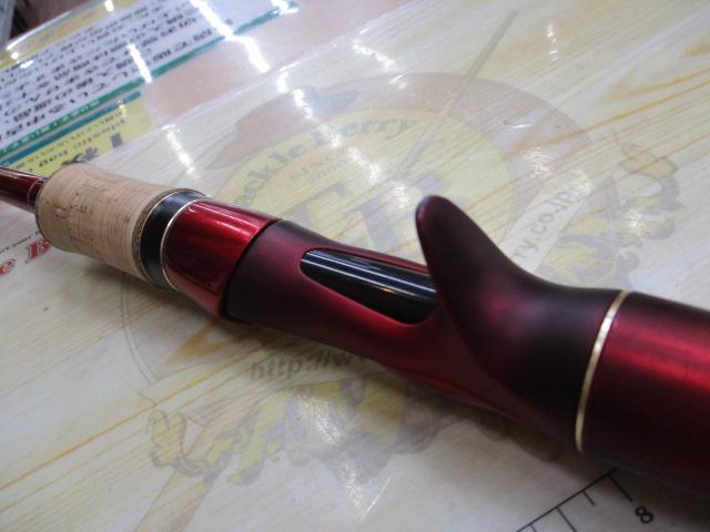 シマノ ワールドシャウラ1702R-2 新品未使用 412_1_800.jpg?20120516091600