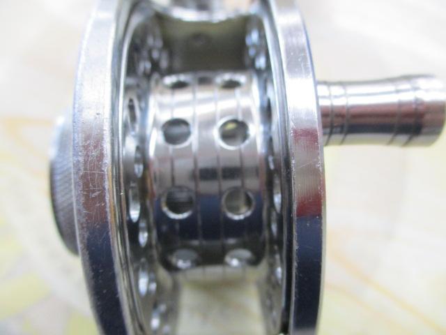 波堤チヌ70Dスモークシルバー