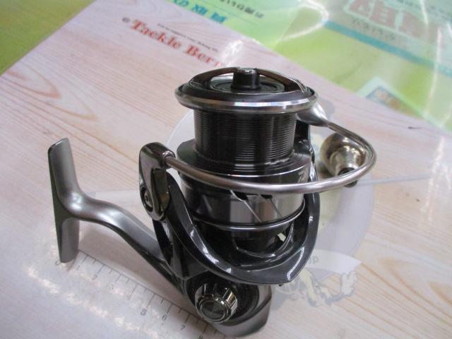 18カルディアLT4000S-C ダイワ 18 カルディア LT4000S-C / スピニングリール (送料無料)