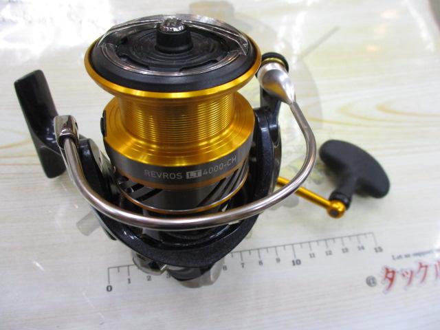 御百姓　ダイワ　レブロスLT4000-CH 未使用品 ダイワ スピニングリール レブロス LT4000-CH 2020年モデル