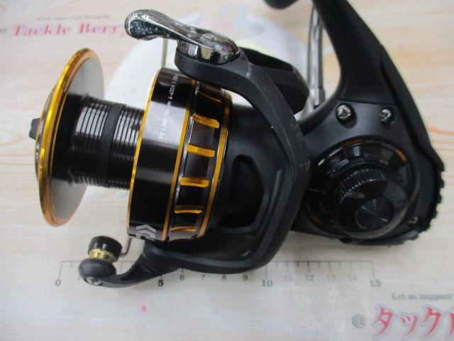 ダイワ 16BG 5000H スピニングリール 中古 美品 PE4ライン付き ダイワ 16BG 5000H スピニングリール 中古 美品 PE4ライン付き