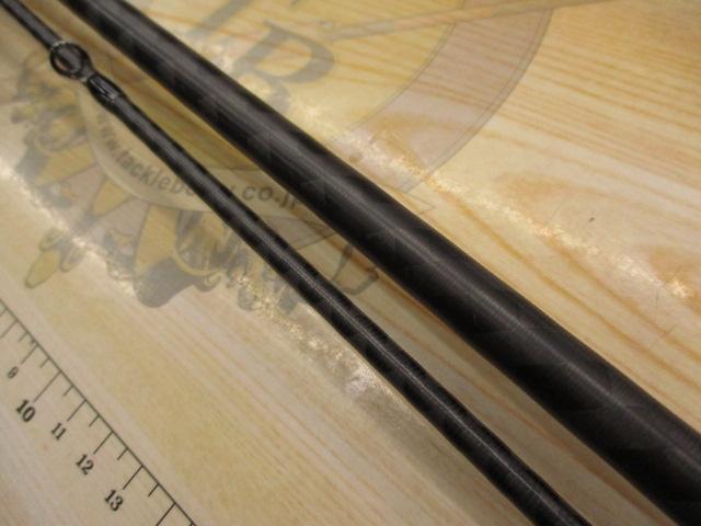 エクスセンスインフィニティ B806MR