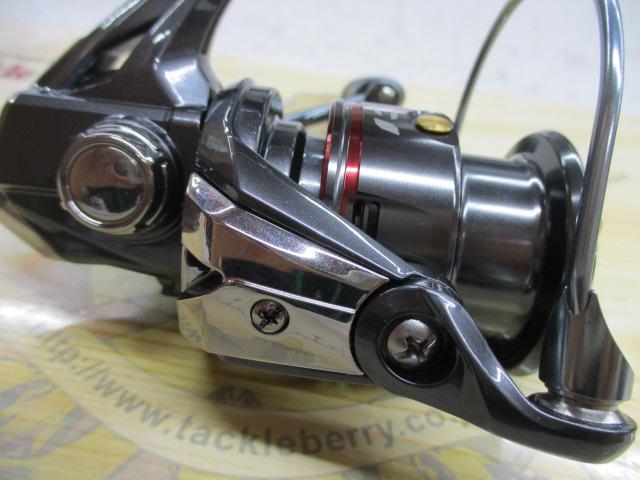 スピニングリール