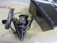 スピニングリール