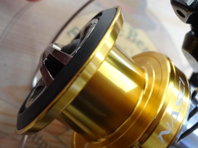 １円～スタート・美品１６年シマノのナスキー　４０００ＸＧ(ＮＡＣＳＩ) シーバス ジギング シマノ(SHIMANO) 16 ナスキー 4000の通販