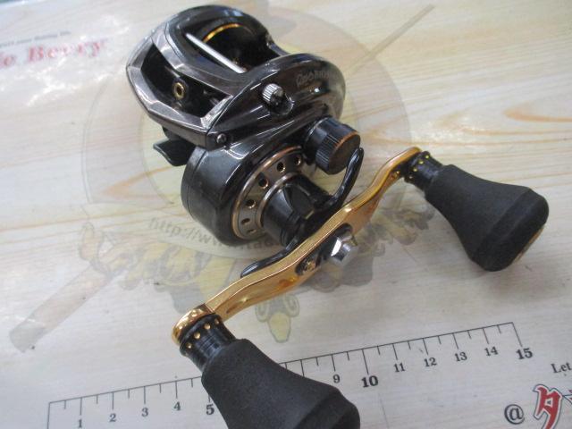 回転良好　レボ　ビッグシューターコンパクト myヘビー系リール探し - REVOビッグシューターコンパクト(ABU