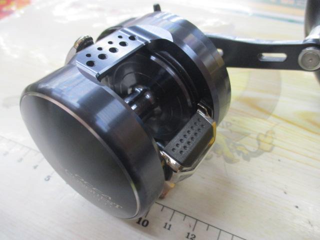 極美品　廃盤　シマノ 19 オシアコンクエスト リミテッド300HG リール シマノ 19オシアコンクエストLTD 300/400 - FISHING SERVICE