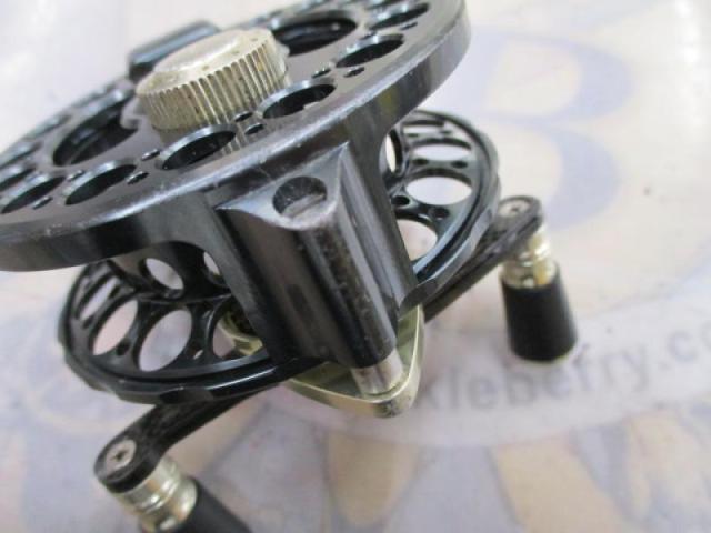 ブラッキー THE落し込みZ 75-BG ブルーブラック/ゴールド ハイスピード