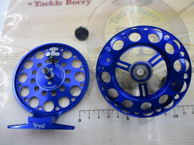 黒鯛師 THEヘチセレクションZ 88W BT ブルー/チタン｜＠ベリー