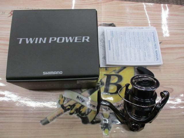 SHIMANO 24ツインパワーC3000MHG 新品未使用 シマノ 24 ツインパワー C3000MHG (2024年モデル) スピニング