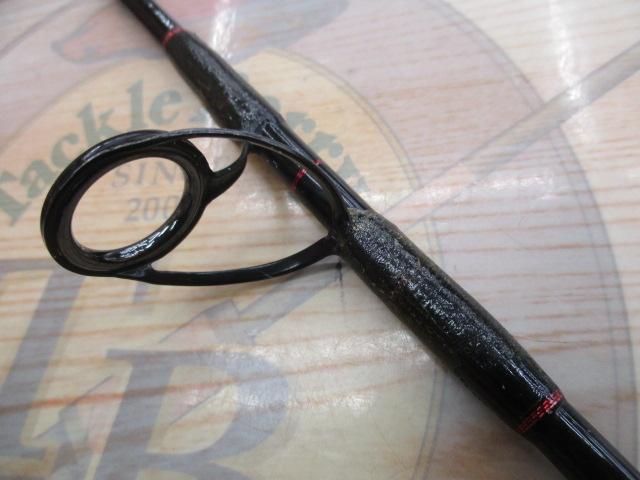 バズ JSP57-6 レッド