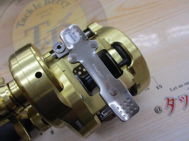 18カルカッタコンクエスト300美品中古 中古品】 シマノ 18 カルカッタコンクエスト 300: 中古