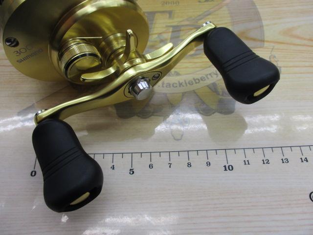18カルカッタコンクエスト300美品中古 シマノ 中古 18カルカッタコンクエスト 300【中古Bランク