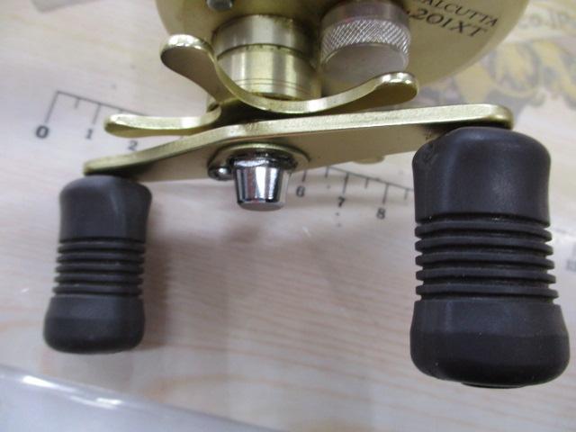 SHIMANO - 【中古】カルカッタ201XT シマノ SHIMANO カルカッタ 201XT｜＠ベリーネット 日本最大新品中古釣具WEBショップ