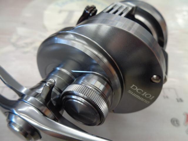 20カルカッタコンクエストDC 101HG シマノ カルカッタ コンクエスト DC 101HG 左 (リール) 価格比較