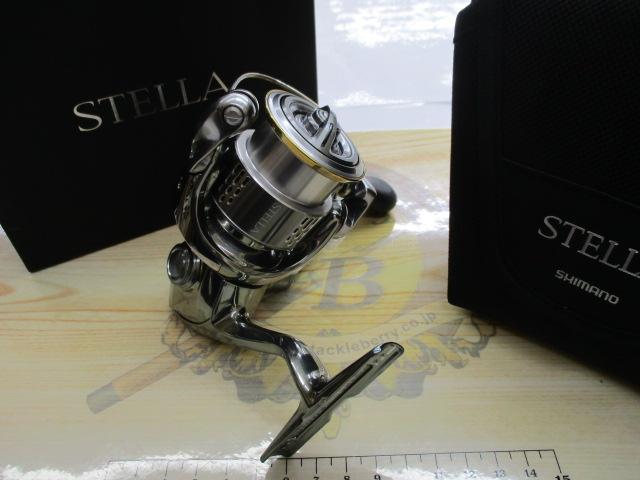 極美品！18ステラ C2000SHG ライトゲーム用リールの名機！シマノ '18ステラ C2000SHG の