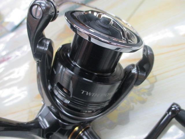 ワンコ⭐︎　24ツインパワーC3000XG 新品未使用 24ツインパワー C3000XG｜＠ベリーネット 日本最大新品中古釣具