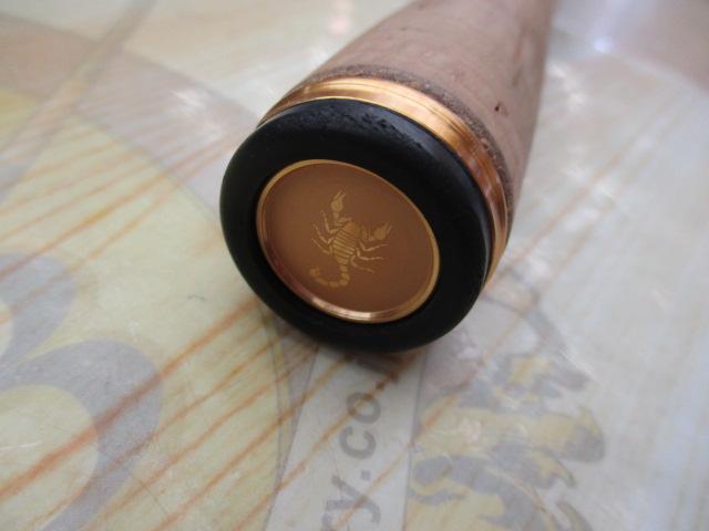 シマノ　23 ワールドシャウラリミテッド 2751F-2 美品 シマノ(SHIMANO) 23 ワールドシャウラリミテッド 2832R-2