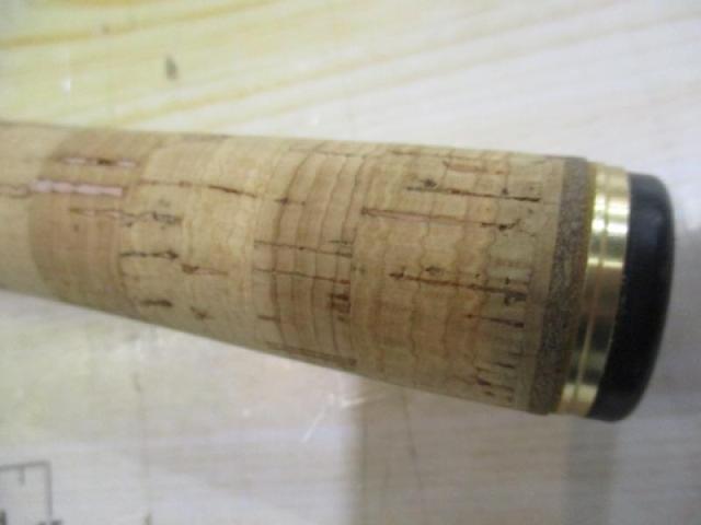 ワールドシャウラ 2702R-2 (レッドタイプ)