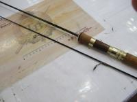 トラウター BS56UL (シャンパンゴールドシート)