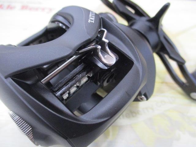 25 TATULA TW　200XHL Daiwa 25 Tatula TW 200XHL (Left handle)