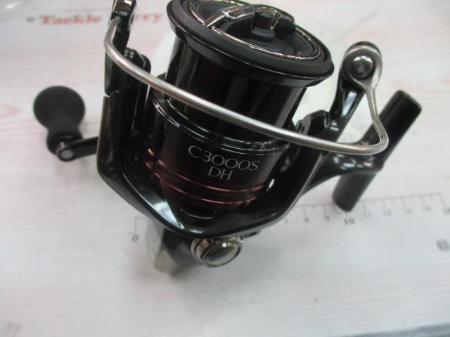 美品！　ほぼ新品　22 セフィア　BB c3000s Amazon.co.jp: シマノ(SHIMANO) 22 セフィアBB C3000S