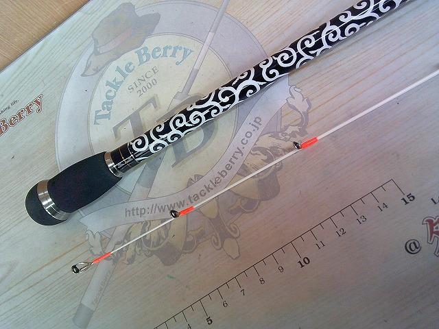 鯵泥棒竿 ADR-S611M 唐草Xブラック