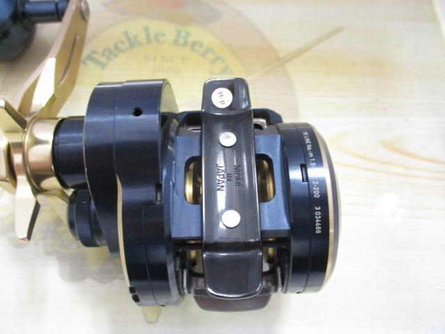 りゅう２１ソルティガＩＣ　１００　新品　未使用 ダイワ ベイトリール 21 ソルティガIC 100 2021年モデル (右巻): 釣具