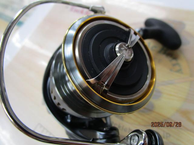 23エアリティ4000xh LT4000-XH 23エアリティ DAIWA(ダイワ) 自重200g LT4000-XH