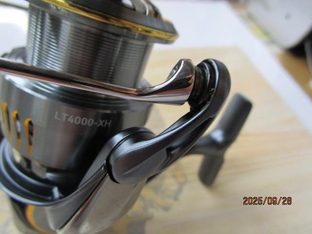 23エアリティ　LT4000-XH LT4000-XH 23エアリティ DAIWA(ダイワ) 自重200g LT4000-XH