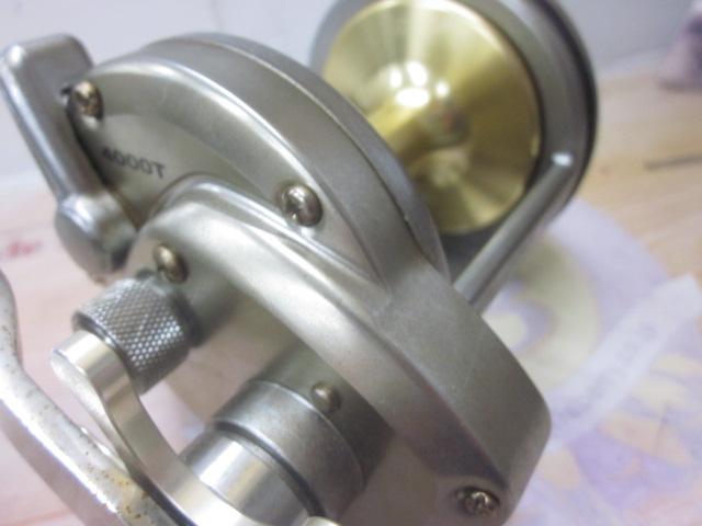 09スピードマスター石鯛 4000T