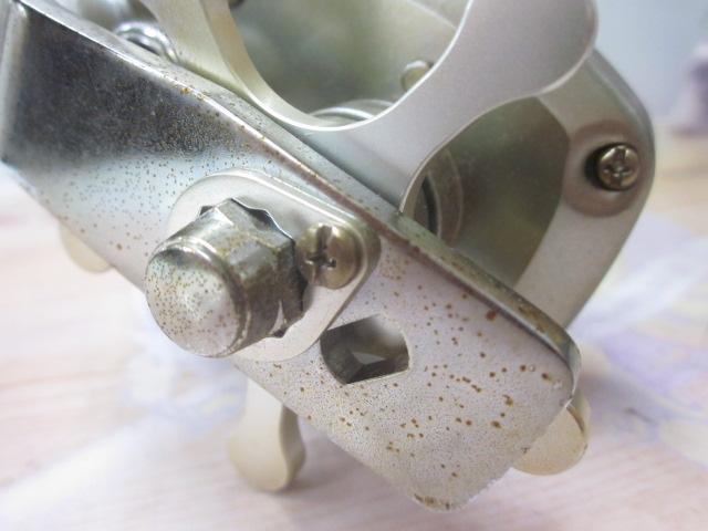 09スピードマスター石鯛 4000T