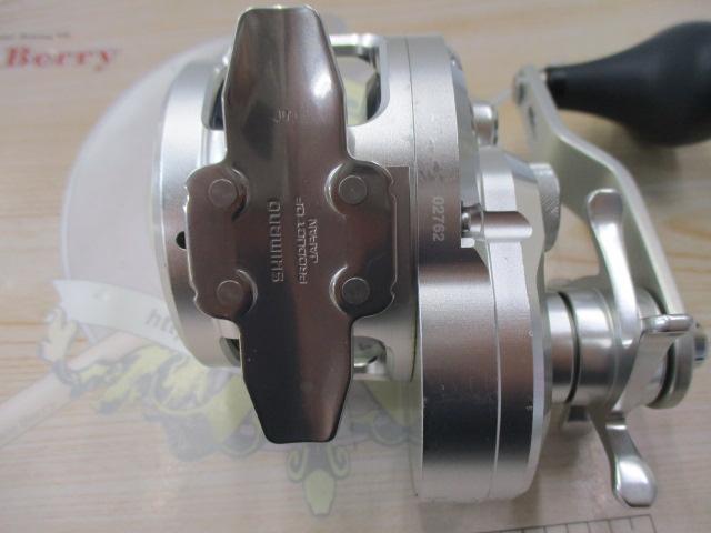 シマノ　11オシアジガー(02762) 2000NRHG 6.2：1 シマノ(SHIMANO) オシアジガー 2000NRHG 027627｜アウトドア用品