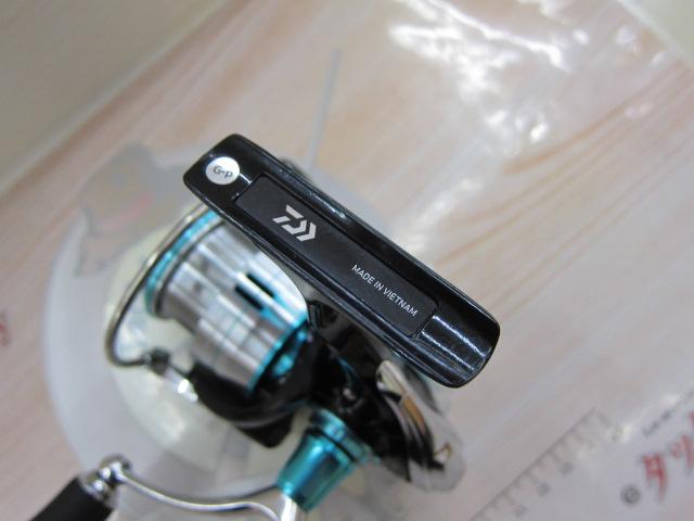 エメラルダスLT 2500S-H-DH　中古 ダイワ エメラルダス LT 2500S-H-DH (リール) 価格比較 - 価格.com