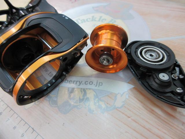 ダイワ　美品T3　SV8.1Ｒ−ＴＷ　右ハンドル ダイワ 美品T3 SV8.1R−TW 右ハンドル ダイワ ベイトリール