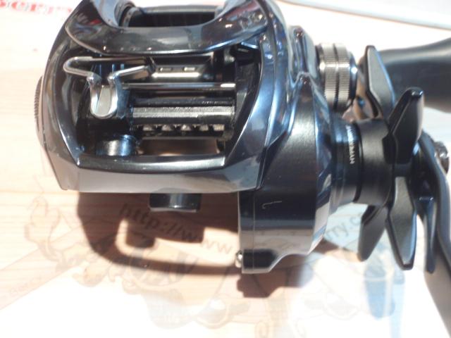 ダイワ TATULA TW 300XHL ベイトリール　新品未使用　ライン付き ダイワ TATULA TW 300XHL ベイトリール 新品未使用 ライン付き