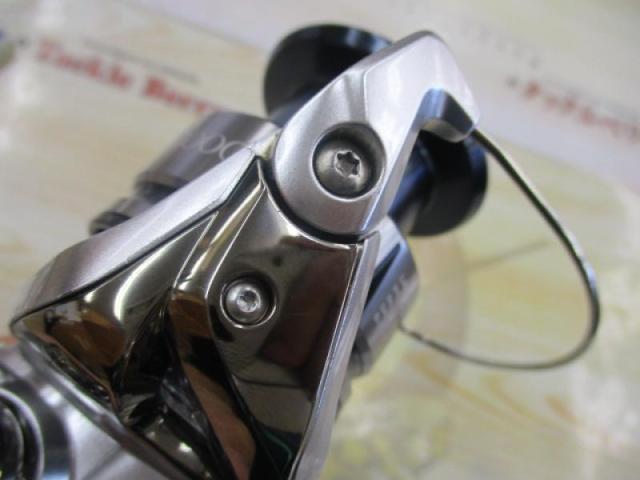SHIMANO - 新品未使用　ストラディック19 4000XG 美品✨ Shimano 19 ストラディック 4000XG PEライン残り付き