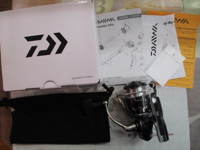 24ルビアス PC LT2500-H激安‼️ DAIWA（釣り） ダイワ 24 ルビアス PC LT2500-H (2024年モデル
