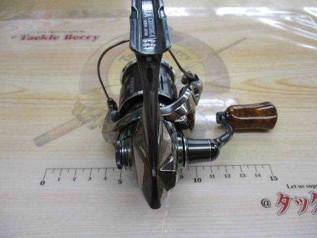 22ステラ　c2000shg 未使用　美品 シマノ(SHIMANO) 22 ステラ C2000SHG 043849｜アウトドア用品