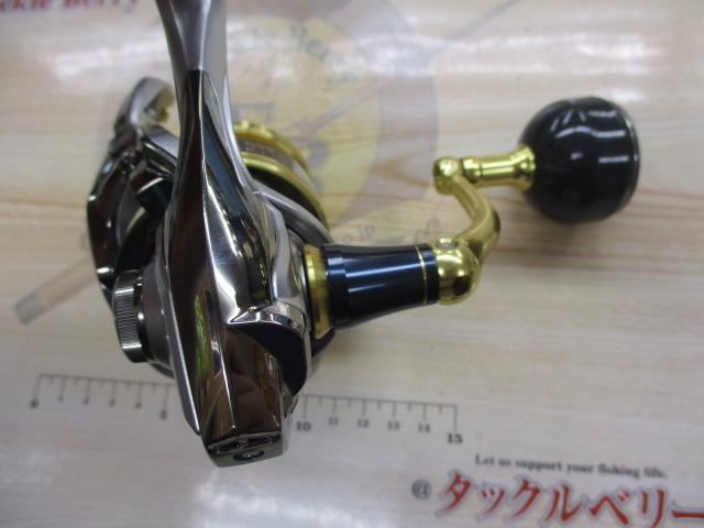 大*阪様 名作18ストラディック4000HGM SWハンドル 18ストラディックSW