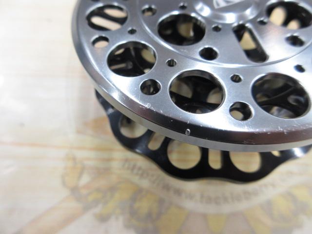 インヴィクタクロダイRND-BG85