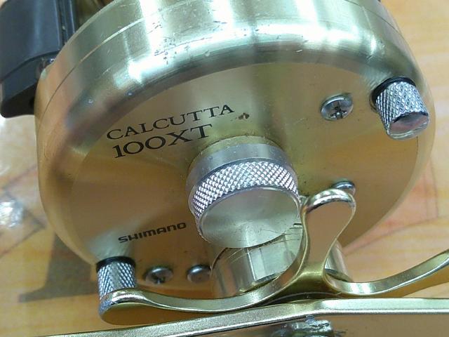 もっくん お値下げ シマノ カルカッタ 100XT ベイトリール 箱なし もっくん様専用 お値下げ シマノ カルカッタ 100XT ベイトリール