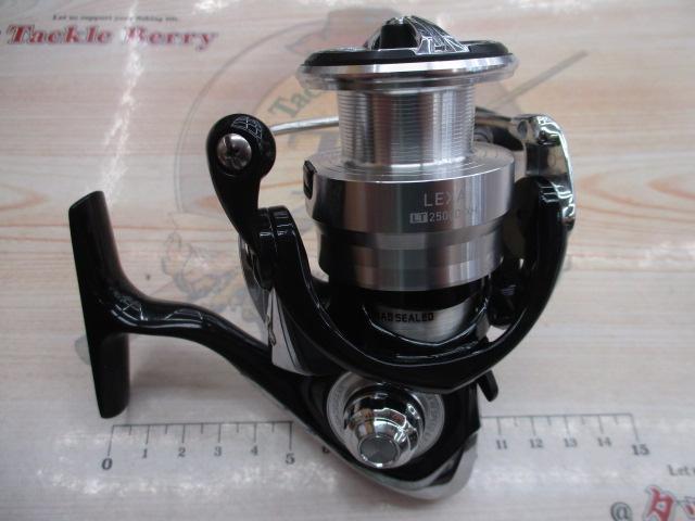 DAIWA - ダイワ19レグザLT2500D-XH新品未使用 ダイワ レグザ LT2500D-XH (リール) 価格比較 - 価格.com