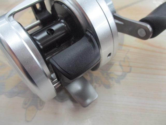 Shimano シマノ 12 カルカッタ CALCUTTA 100 中古 中古品】シマノ カルカッタ 100 SHIMANO CALCUTTA 右巻き 【0000029
