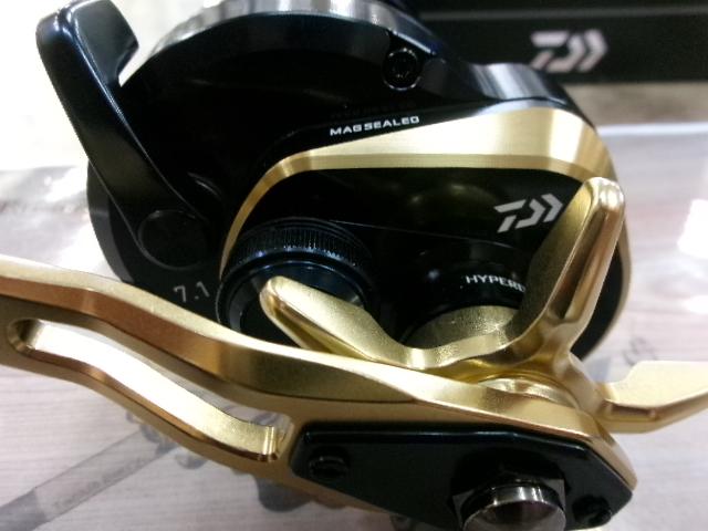 22ソルティガ15H[美品] ダイワ(Daiwa) 22SALTIGA(ソルティガ) 15H 右ハンドル 00631522