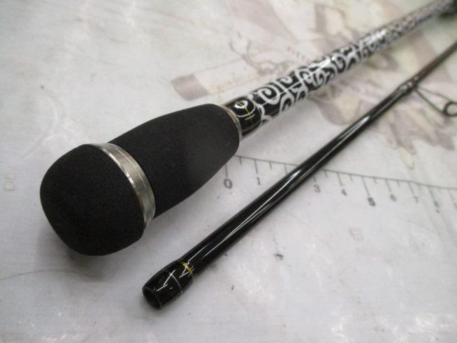 鯵泥棒竿 ADR-S611M 唐草Xブラック