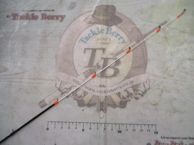 鯵泥棒竿 ADR-S611M 唐草Xブラック