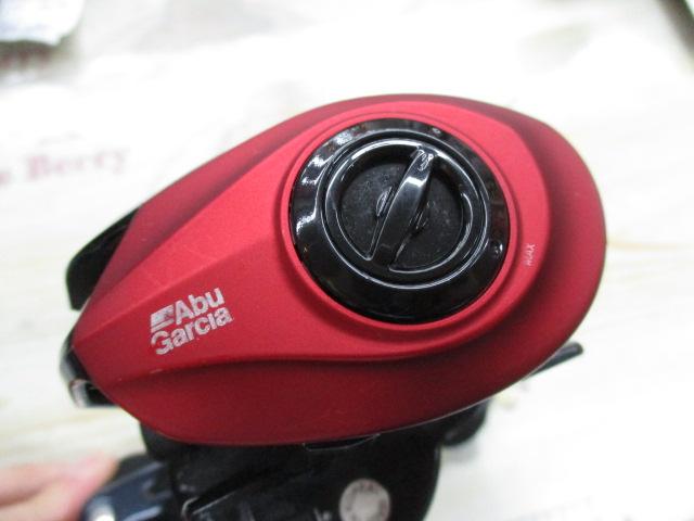 即決！◆新品！アブ レボ ビースト 40 ロケット◆ 右巻 9.2：1 レボ BEAST 40 ROCKET 9.2:1｜＠ベリーネット 日本最大新品中古釣具WEB