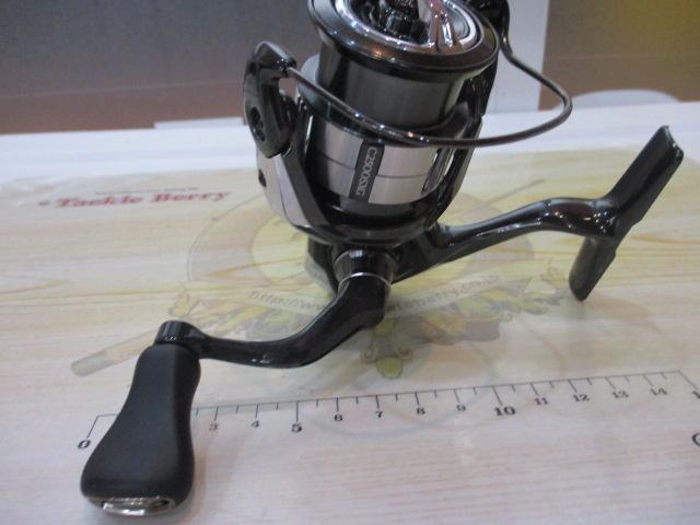 ベリーさん専用　シマノ 23 ヴァンキッシュ C2500SXG シマノ(SHIMANO) 23 ヴァンキッシュ C3000XG ☆特別割引品