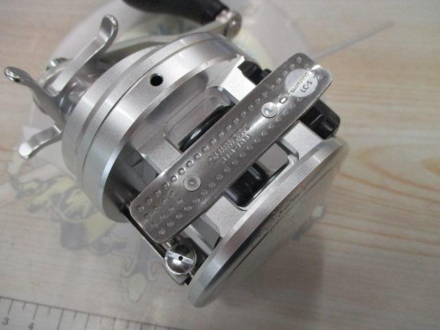 シマノ 13オシアカルカッタ301HG（リールカバー付） シマノ(SHIMANO) 13オシアカルカッタ 301HG(左ハンドル) (お